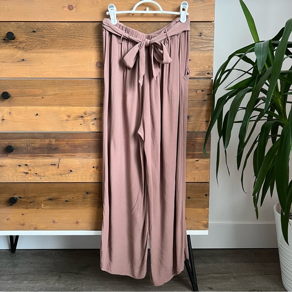 Aritzia Wilfred Wide Leg Ankle Crop Pant - Picture 2 of 4